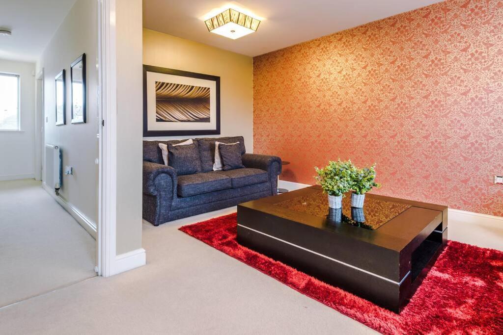 Stylish Townhouse Chester City Centre With Parking Exterior photo